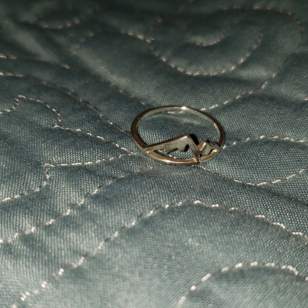 Mountain Ring